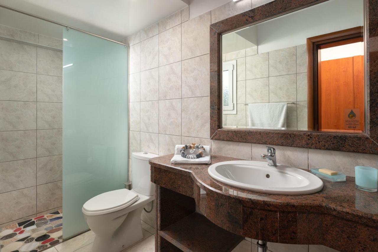 Elefteria Apts&suites Aparthotel