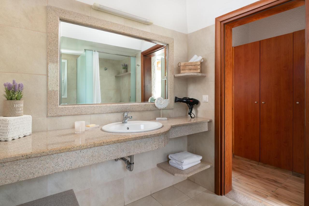 Aparthotel Elefteria Apts&suites