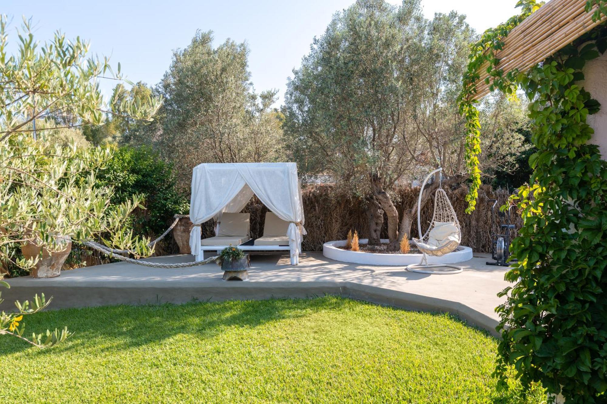 Aparthotel Elefteria Apts&suites 3*