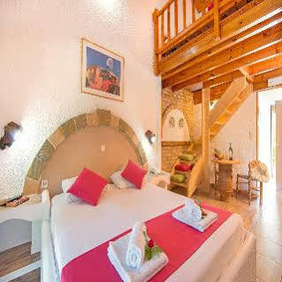 Aparthotel Elefteria Apts&suites