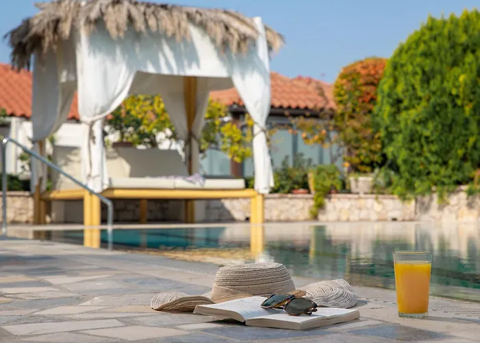 Elefteria Apts&Suites